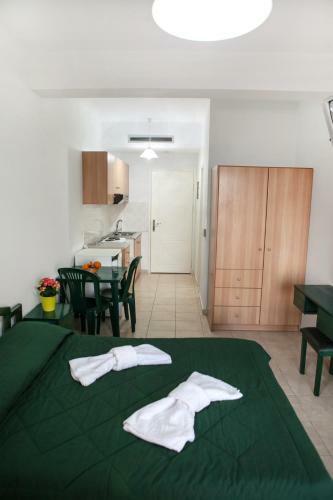Iliana Apartments