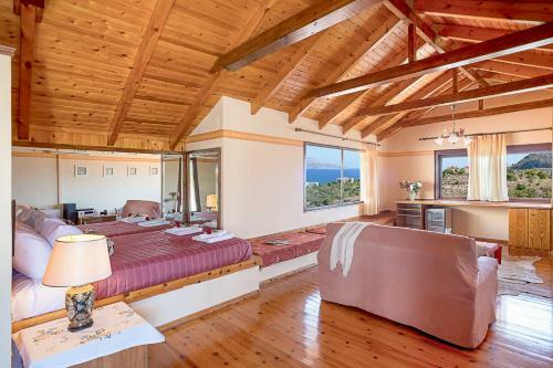Villa Angel House