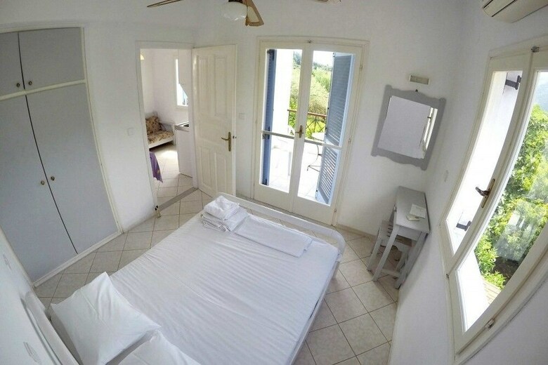 Armonia Apartments