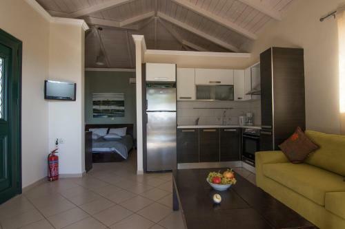 Aktes Villas