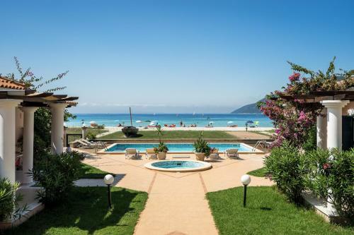 Aktes Villas