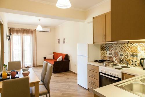 Kavadias Apartments