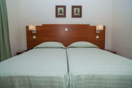 Hotel Saron