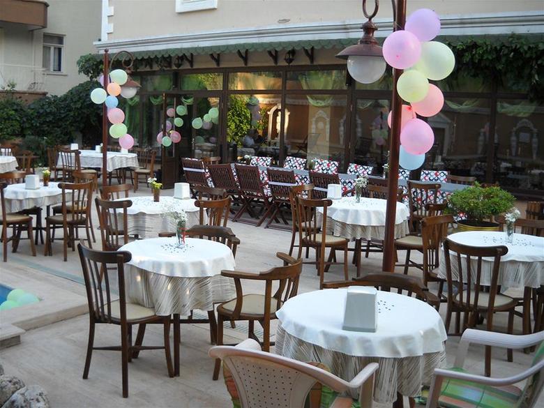 Triana Hotel