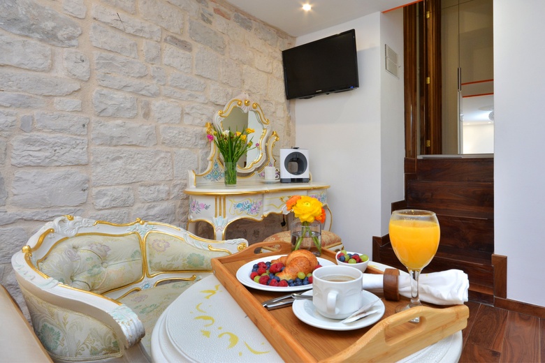 Jupiter Luxury Hotel