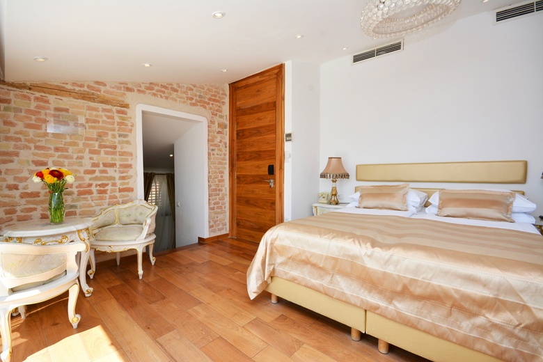 Jupiter Luxury Hotel