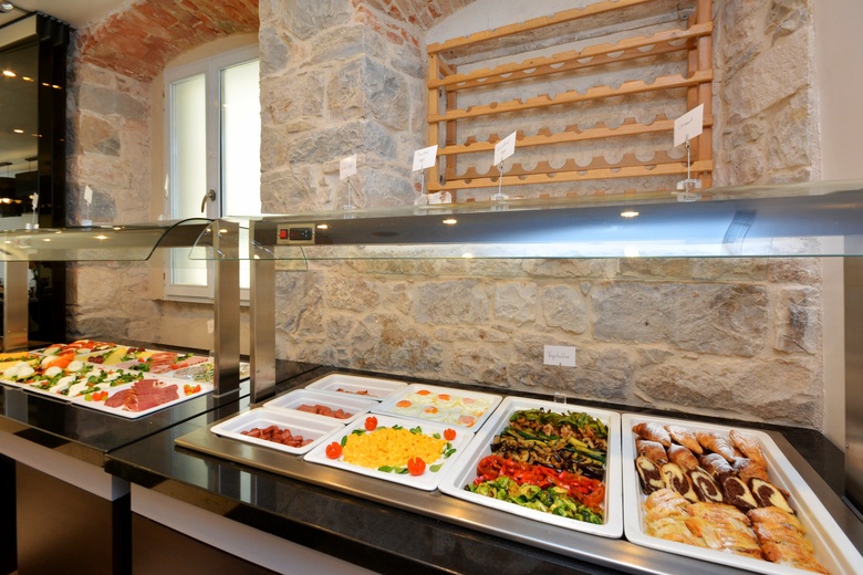 Jupiter Luxury Hotel