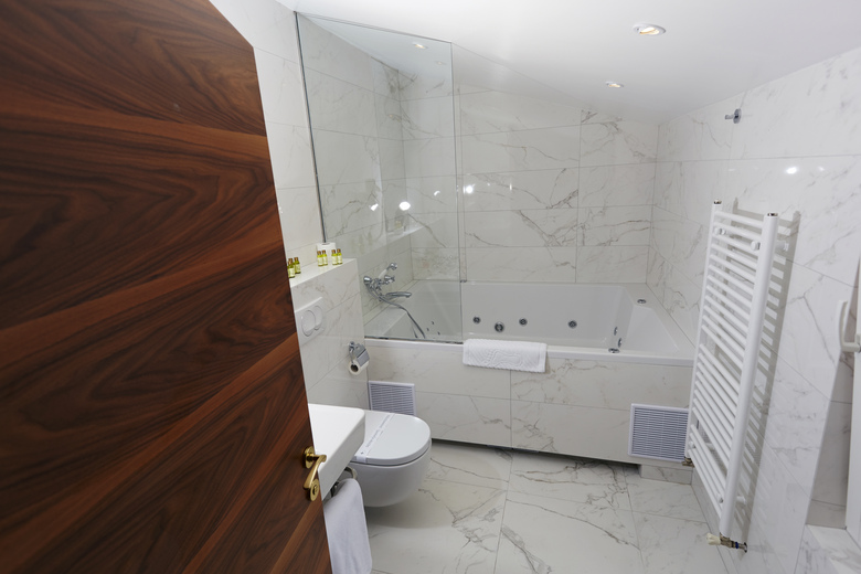 Jupiter Luxury Hotel
