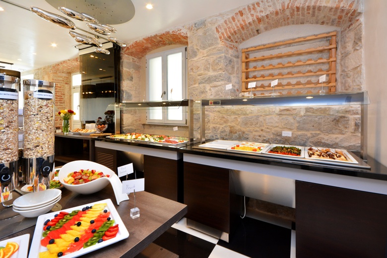 Jupiter Luxury Hotel