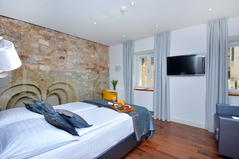 Jupiter Luxury Hotel