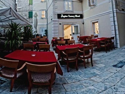 Jupiter Luxury Hotel