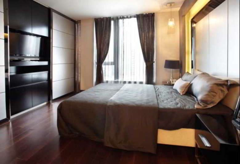 Q-city Hotel