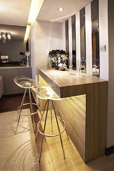 Q-city Hotel