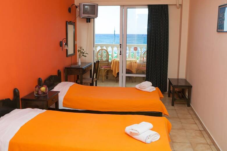 Aparthotel Birais Beach Studios