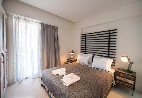 Hotel Crystal Waters