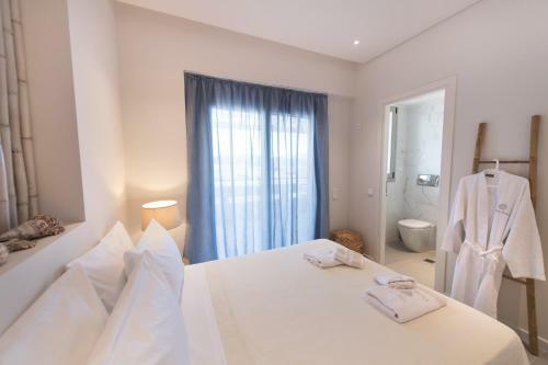 Hotel Crystal Waters