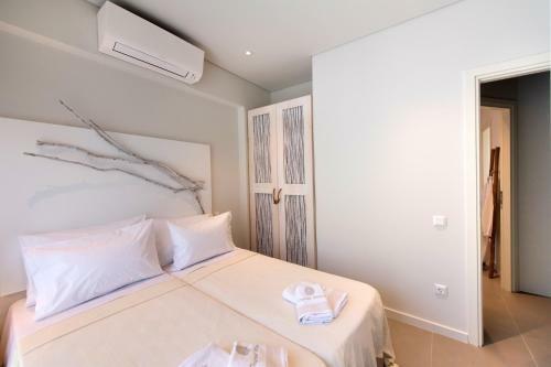 Hotel Crystal Waters