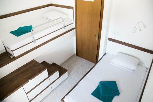 Alexger Nikiti Sea View Front Beach Deluxe House