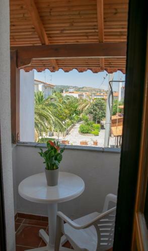 Alexger Nikiti Sea View Front Beach Deluxe House