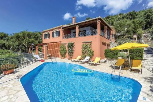 Nisaki Villa Sleeps 6 Air Con Wifi