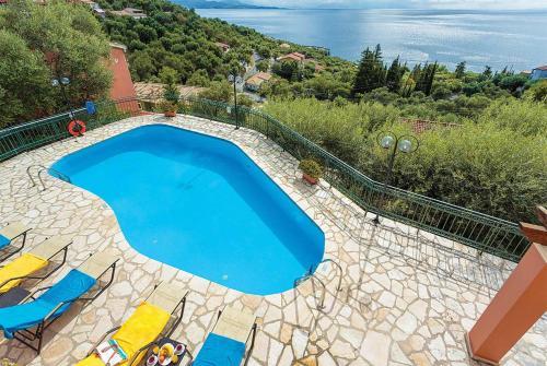 Nisaki Villa Sleeps 6 Air Con Wifi