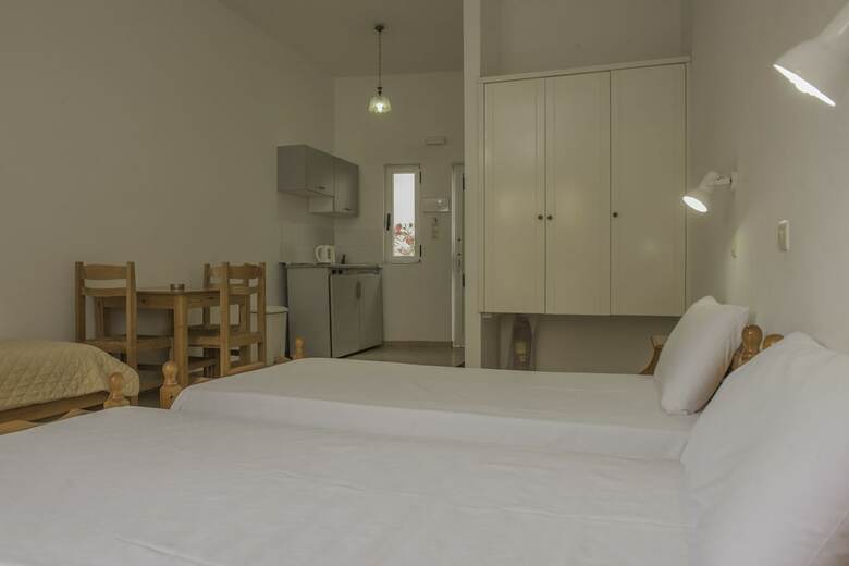 Hotel Sifis Studios
