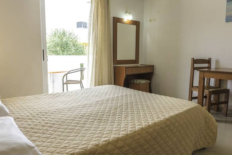 Hotel Sifis Studios