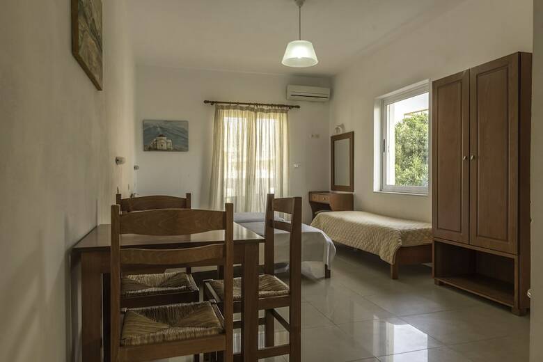Hotel Sifis Studios