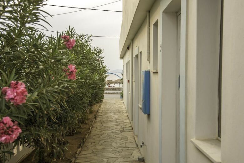 Hotel Sifis Studios