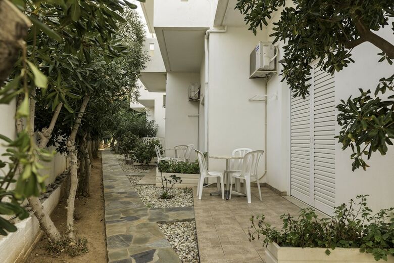 Hotel Sifis Studios