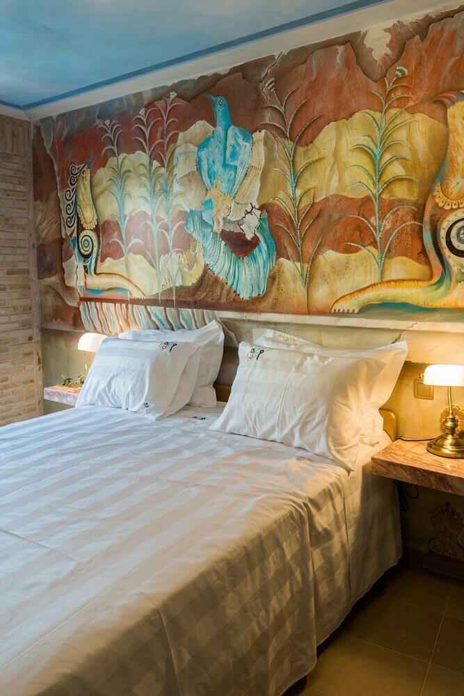 Hostal Leda Suites