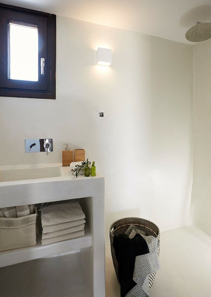 Le Blanc Suite