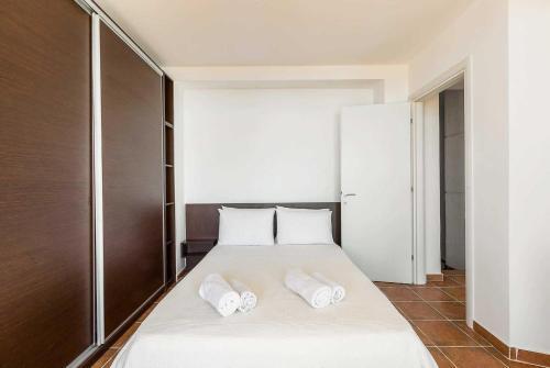 Nea Moudania Villa Sleeps 6 Air Con Wifi