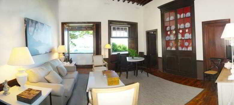 Hotel Isla Baja Suites