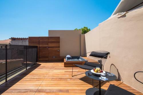 Hostal Portou House