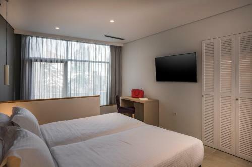 Trianon Luxury Apartments & Suites