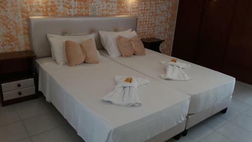 Holidays Studios & Apartments