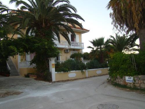Apartamentos Athina Studios