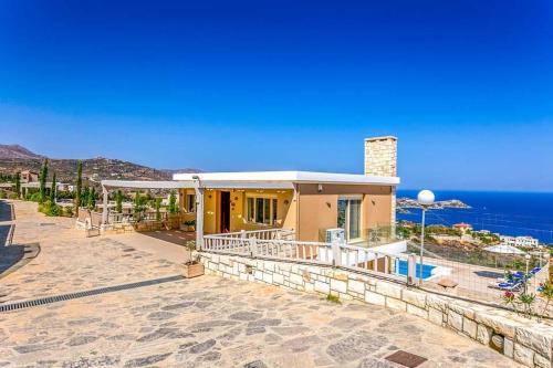 Ammoudi Villa Sleeps 9 Pool Air Con Wifi