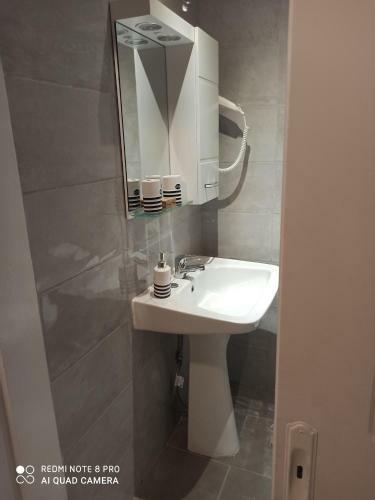 Moon Apartment
