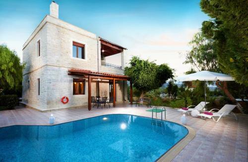 Discrete Villa Loutra