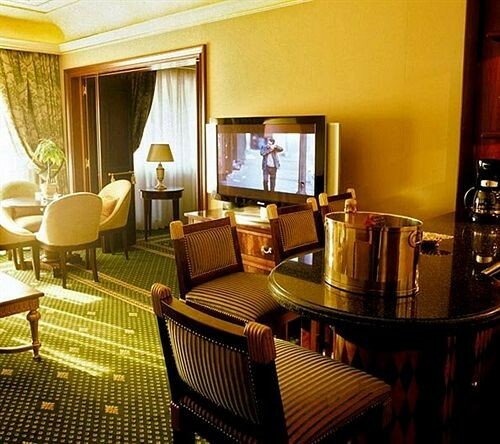 Hotel River Chateau
