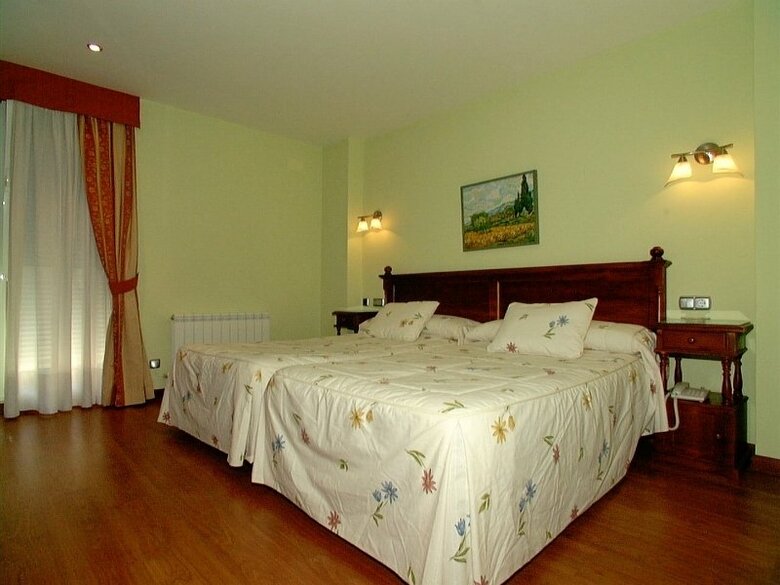 Hotel Villalegre