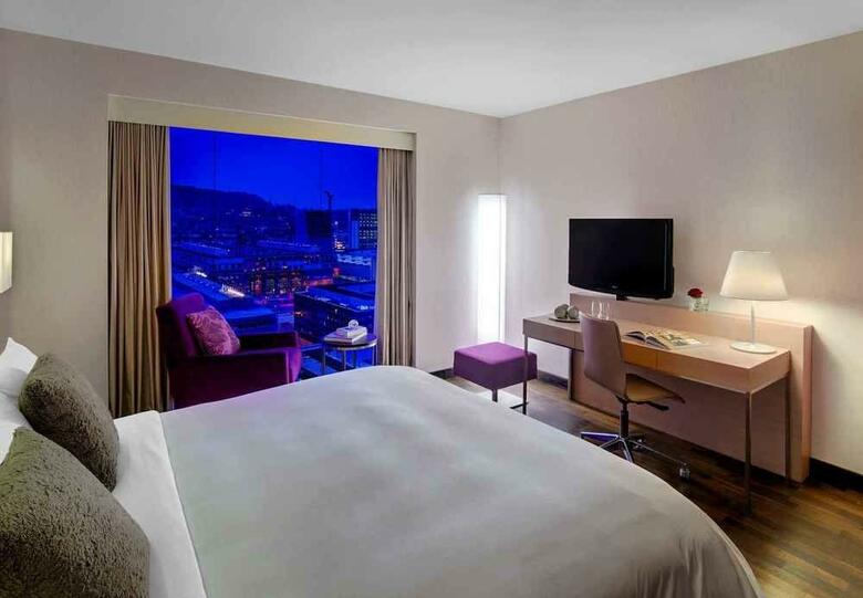 Renaissance Z�rich Tower Hotel