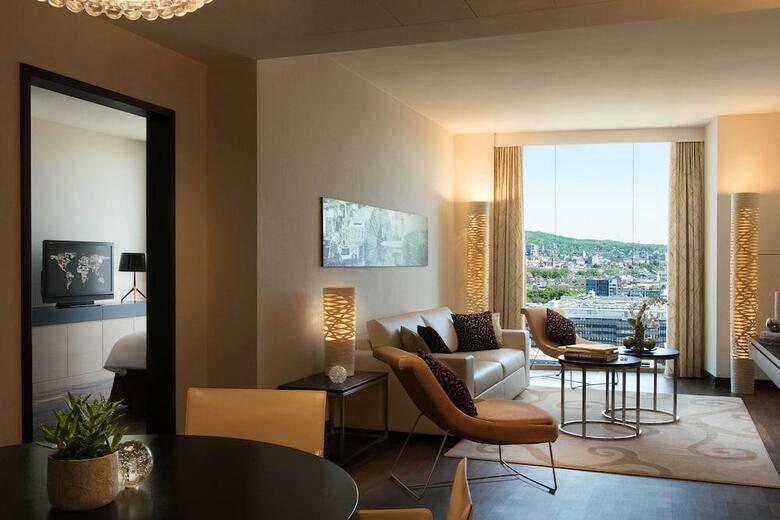 Renaissance Z�rich Tower Hotel