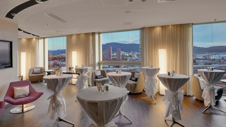 Renaissance Z�rich Tower Hotel