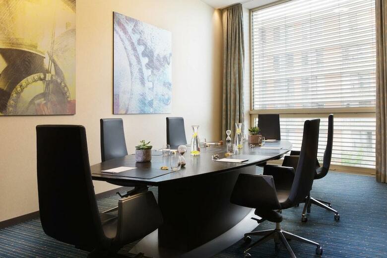 Renaissance Z�rich Tower Hotel