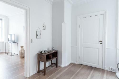 Large Apartment In Historic Centre