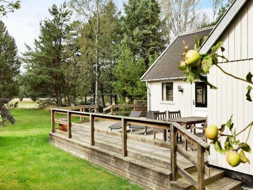 Two-bedroom Holiday Home In Aakirkeby 8