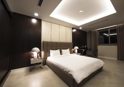 Villa Luxury Yatchs